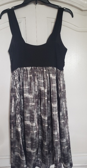 Summer dress Black and Taupe and White - Picture 2 of 4
